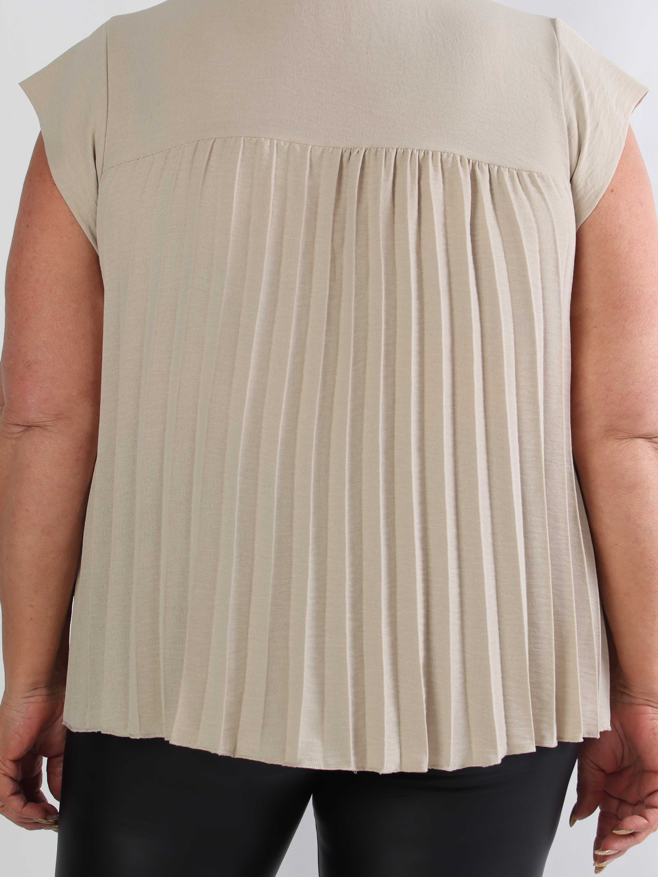 Nancy Shirt - Plus size tunika med fine plisseringer